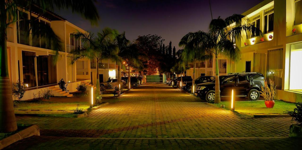 Azure Villas Dar es Salaam Exterior photo